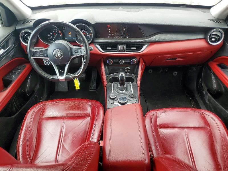 2018 ALFA ROMEO STELVIO 9