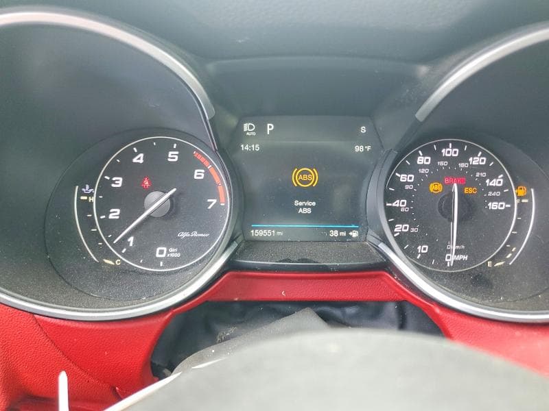 2018 ALFA ROMEO STELVIO 10