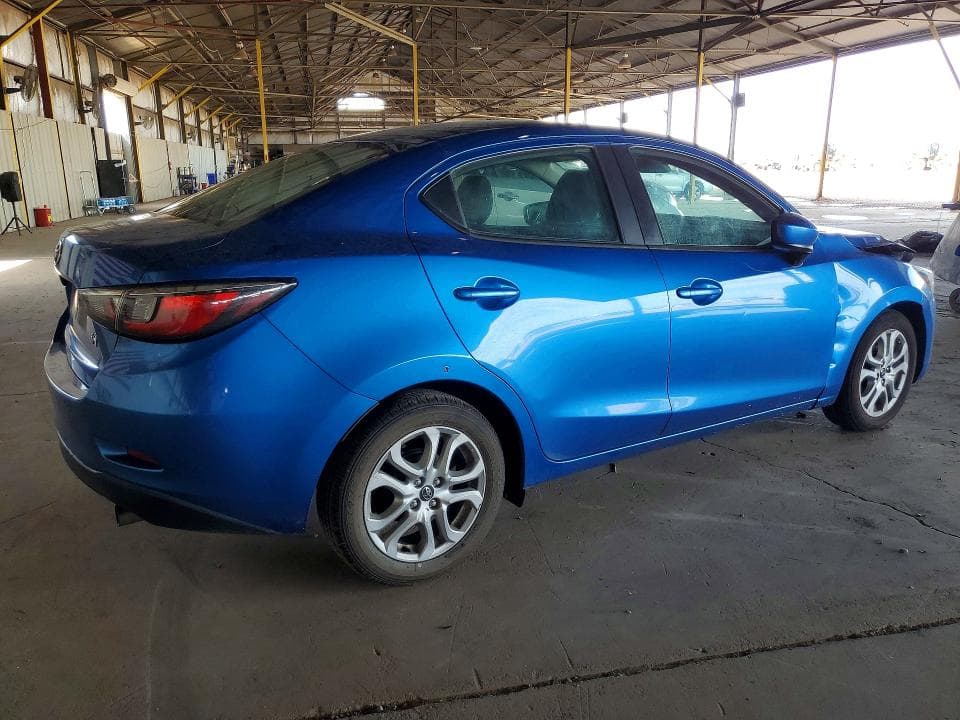 2017 TOYOTA YARIS IA BASE BASE 4