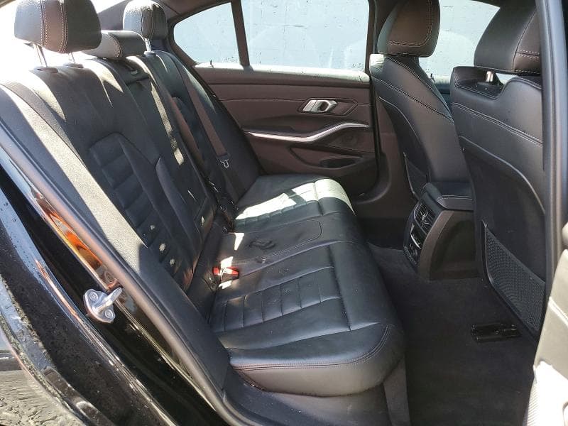 2019 BMW 330XI 10
