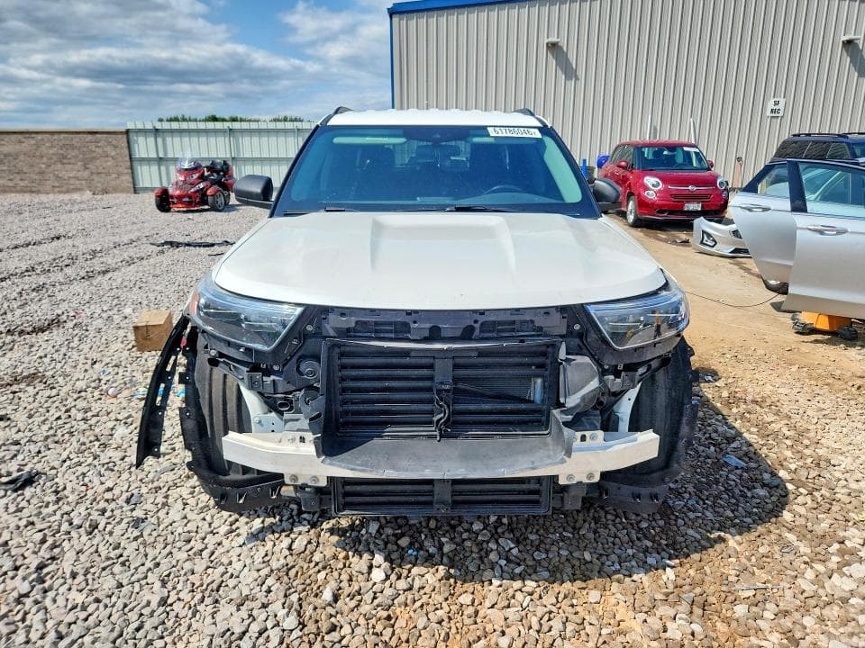 2021 FORD EXPLORER XLT 5
