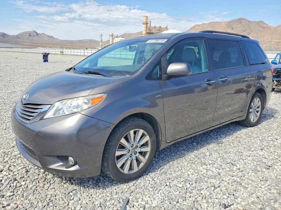 2017 TOYOTA SIENNA XLE PREMIUM 7-PASSENGER - 1
