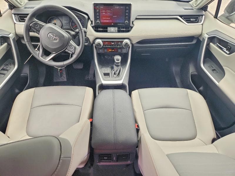 2019 TOYOTA RAV4 XLE PREMIUM XLE PREMIUM 8