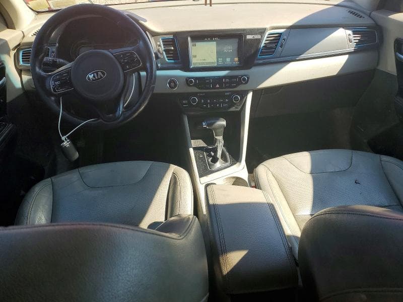 2017 KIA NIRO EX TOURING 8