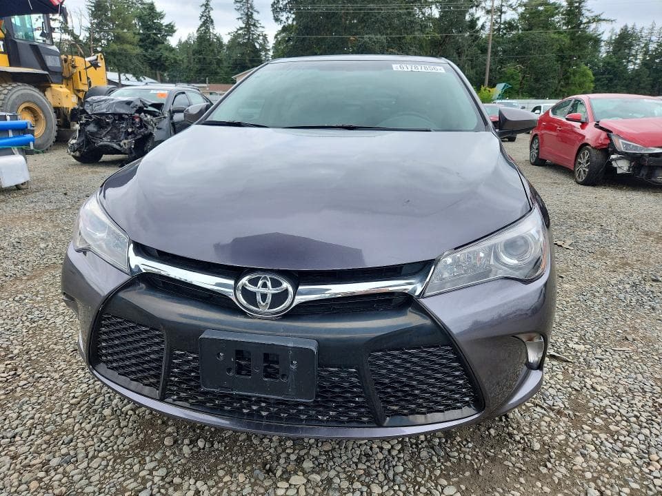 2017 TOYOTA CAMRY SE SE 5