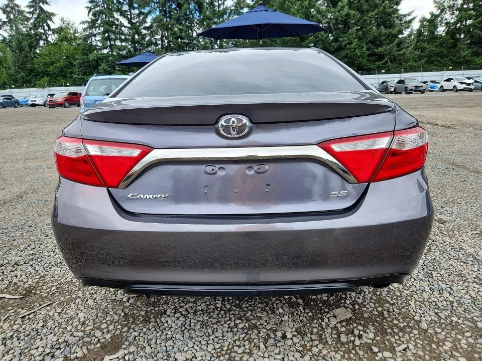 2017 TOYOTA CAMRY SE SE 6