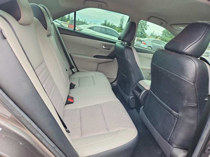2017 TOYOTA CAMRY SE SE 10