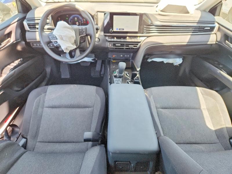 2026 TOYOTA CAMRY LE 8