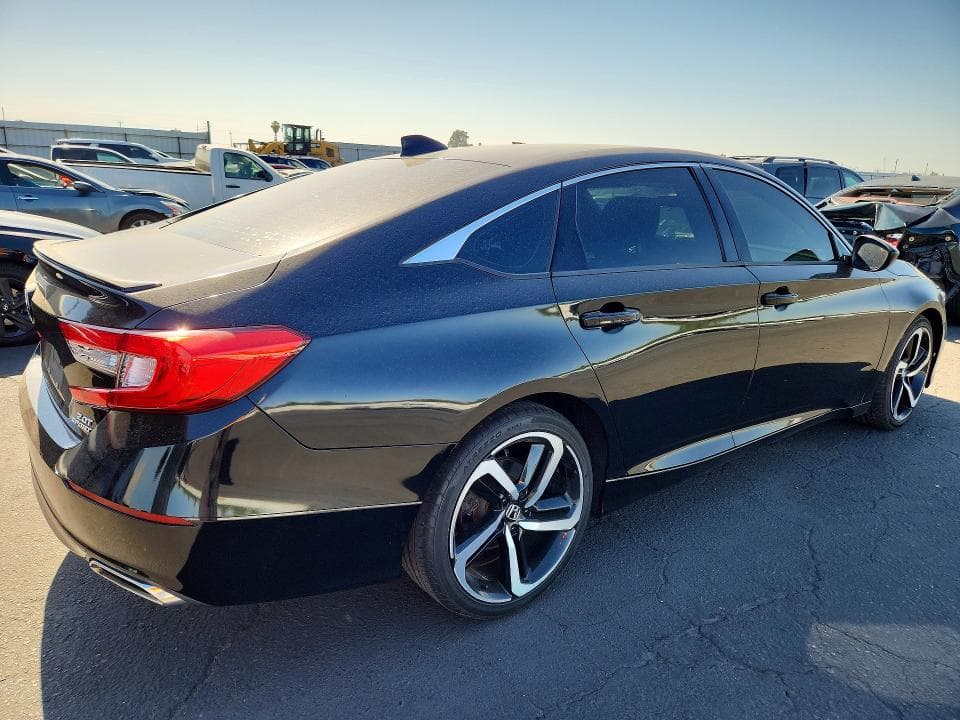 2018 HONDA ACCORD SPORT 3