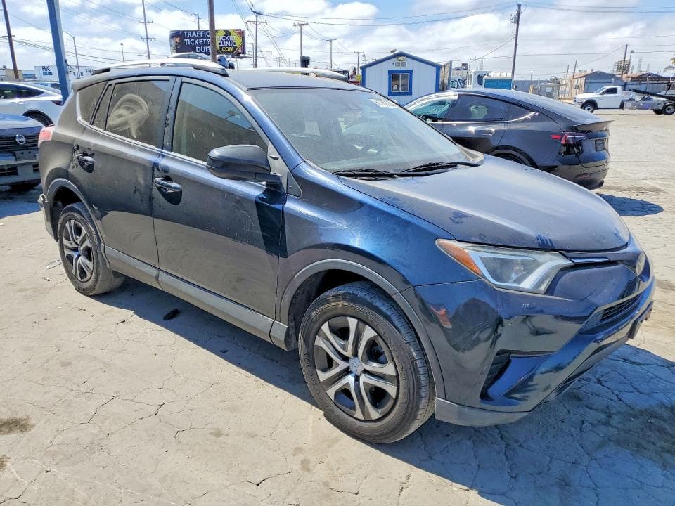 2018 TOYOTA RAV4 LE 4