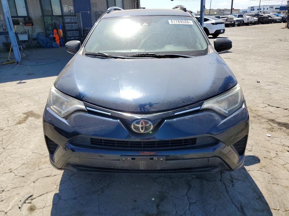 2018 TOYOTA RAV4 LE 5