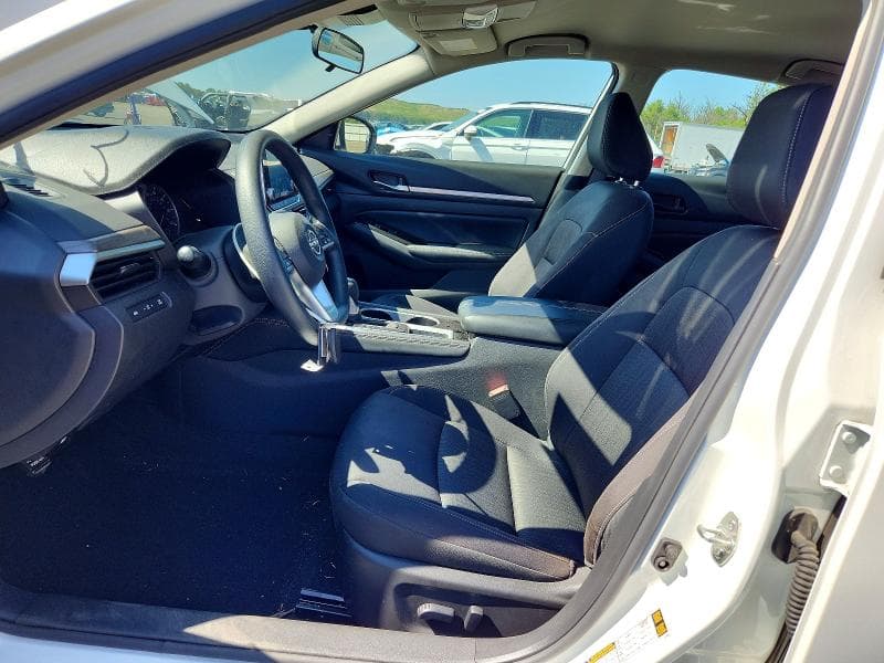 2023 NISSAN ALTIMA SV 7