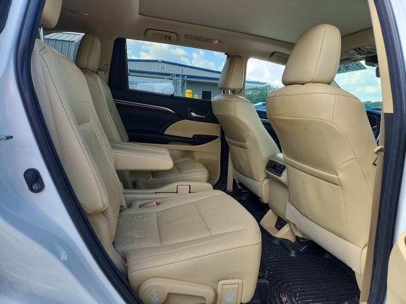 2018 TOYOTA HIGHLANDER LIMITED PLATINUM 10