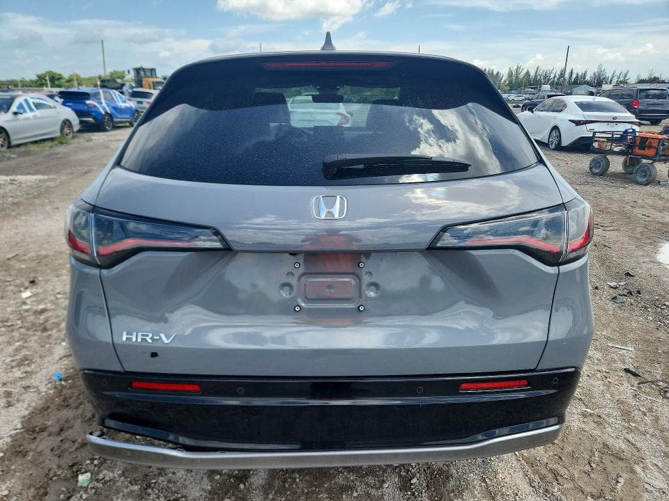 2027 HONDA HR-V EXL 6