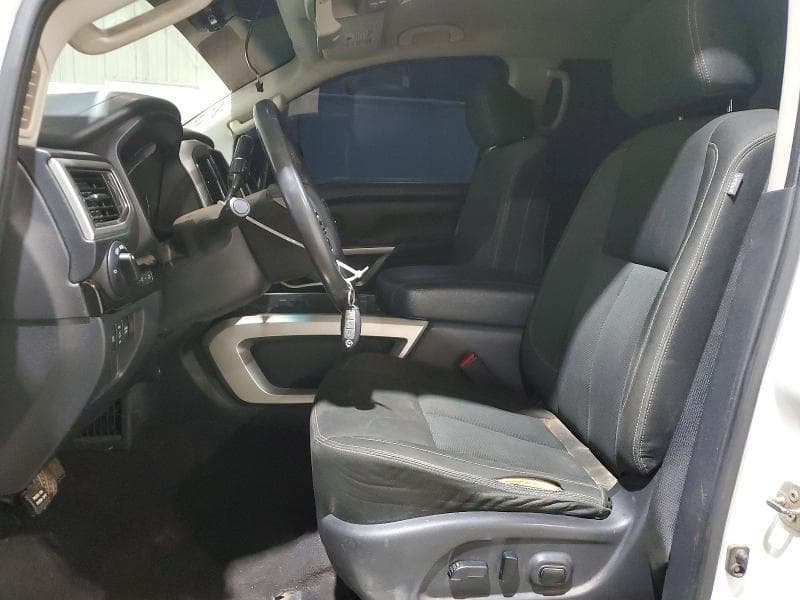 2017 NISSAN TITAN SV 7