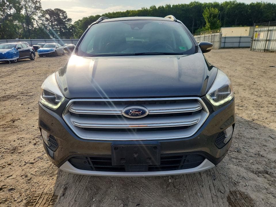 2019 FORD ESCAPE TITANIUM 5