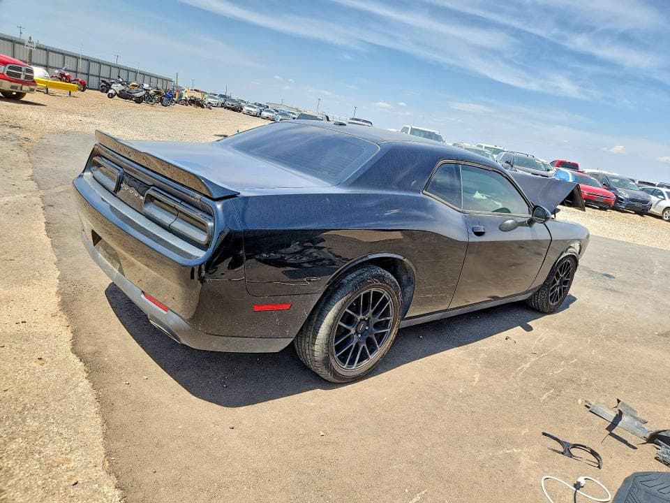 2019 DODGE CHALLENGER SXT 3