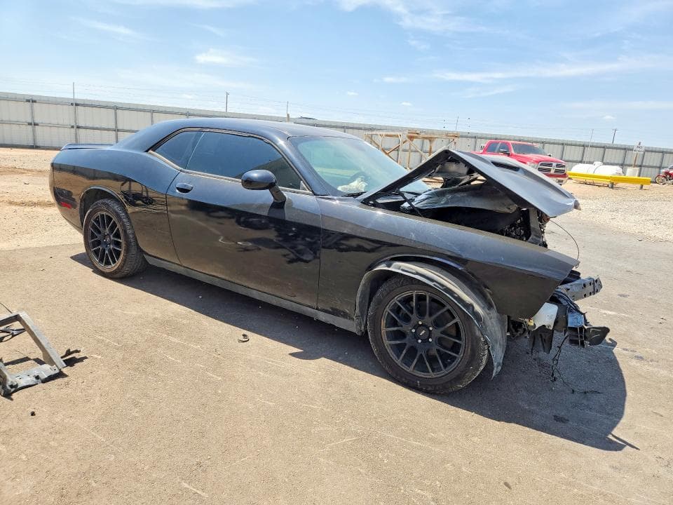 2019 DODGE CHALLENGER SXT 4