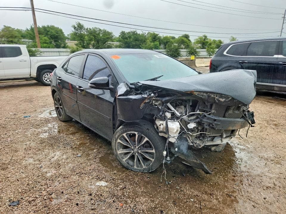2019 TOYOTA COROLLA SE 4