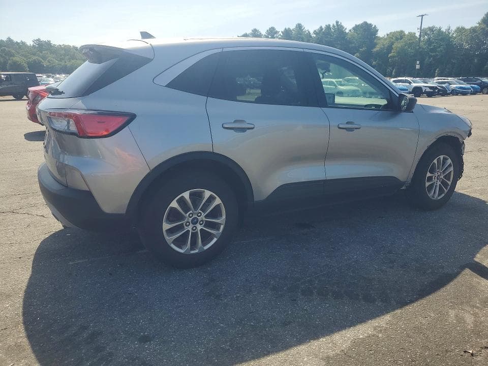 2022 FORD ESCAPE SE 3