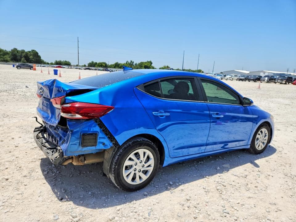 2017 HYUNDAI ELANTRA SE 3
