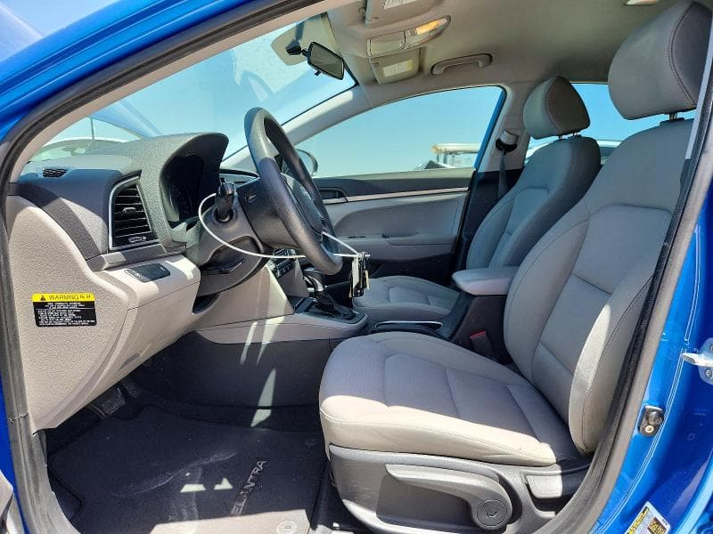 2017 HYUNDAI ELANTRA SE 7