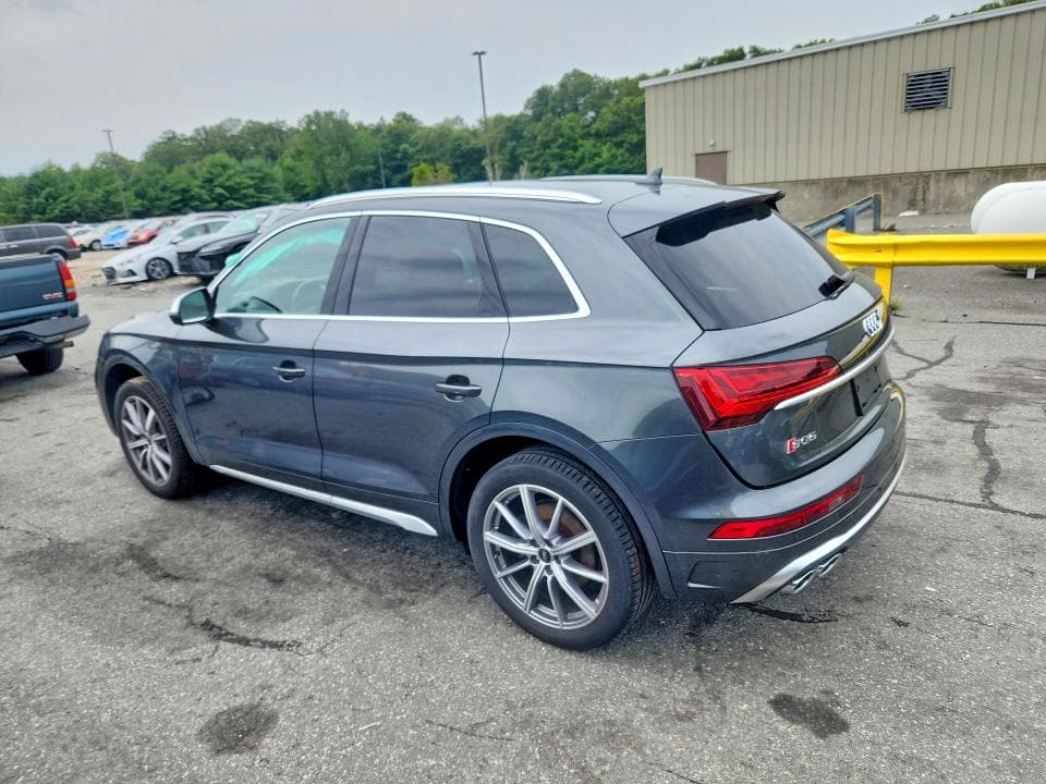 2022 AUDI SQ5 PREMIUM 2