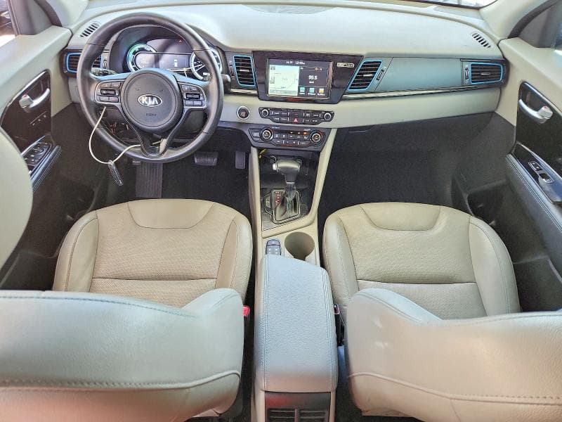 2017 KIA NIRO EX TOURING 8