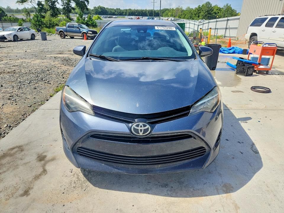2017 TOYOTA COROLLA LE 5