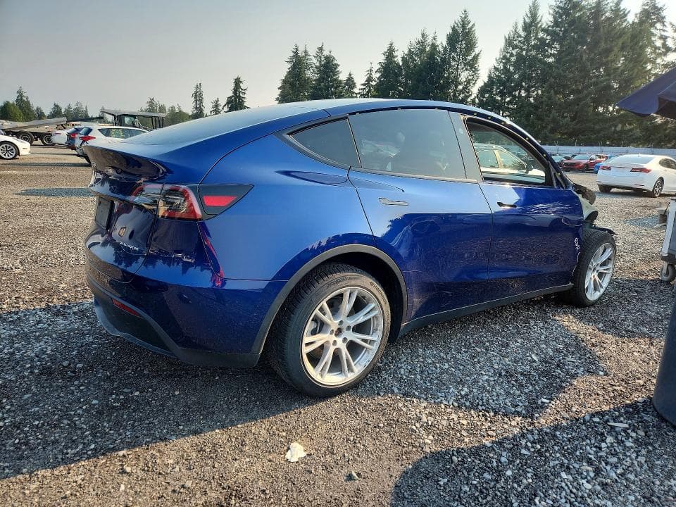 2023 TESLA MODEL Y 3