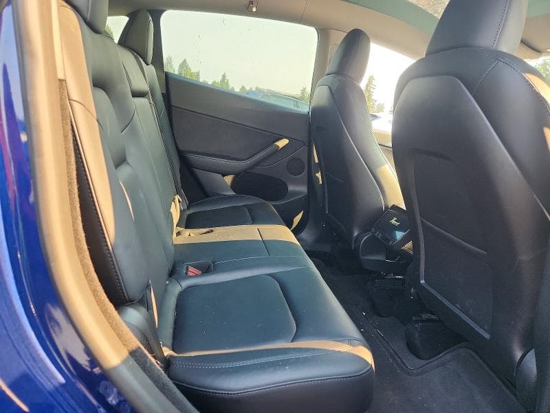 2023 TESLA MODEL Y 10