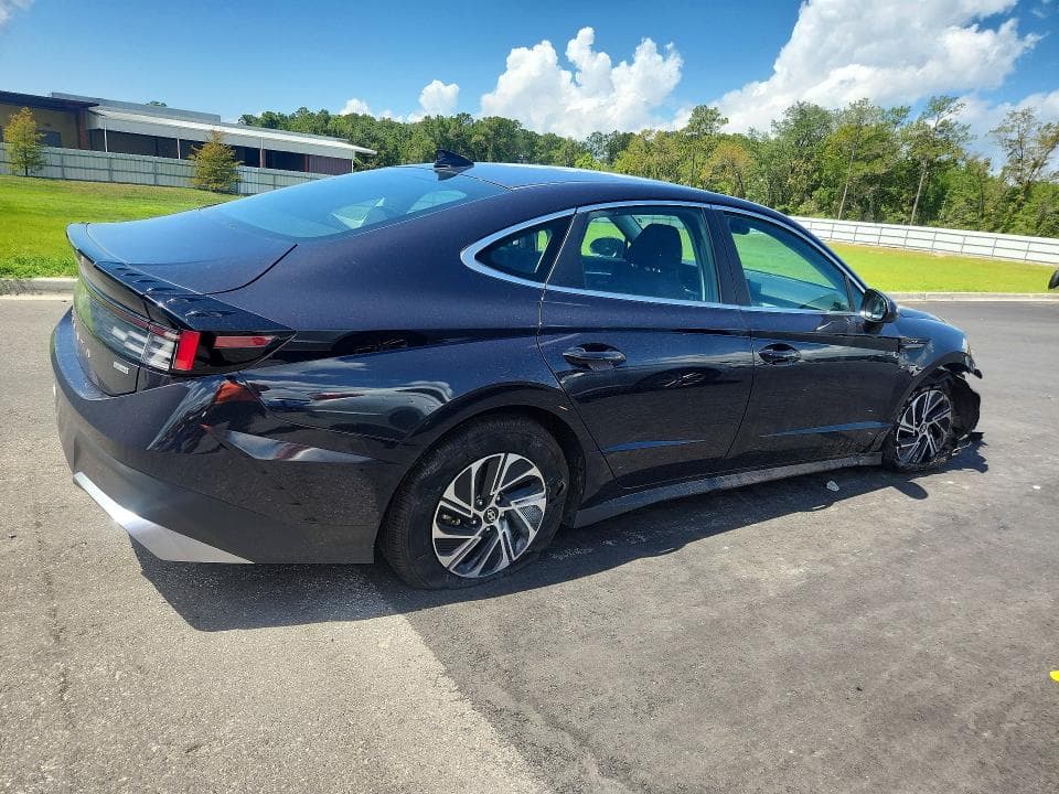 2026 HYUNDAI SONATA HYBRID BLUE 3