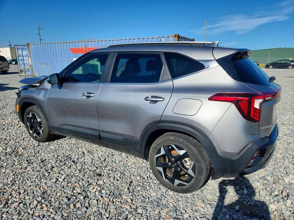 2024 KIA SELTOS EX 2