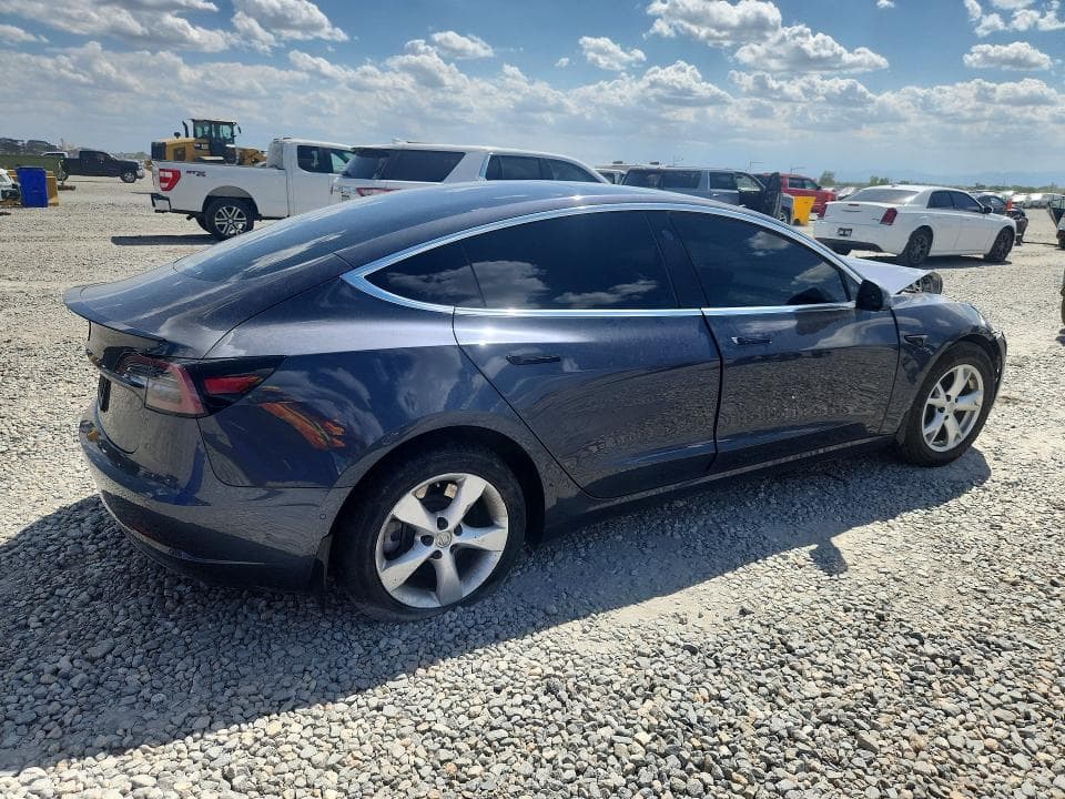 2019 TESLA MODEL 3 3