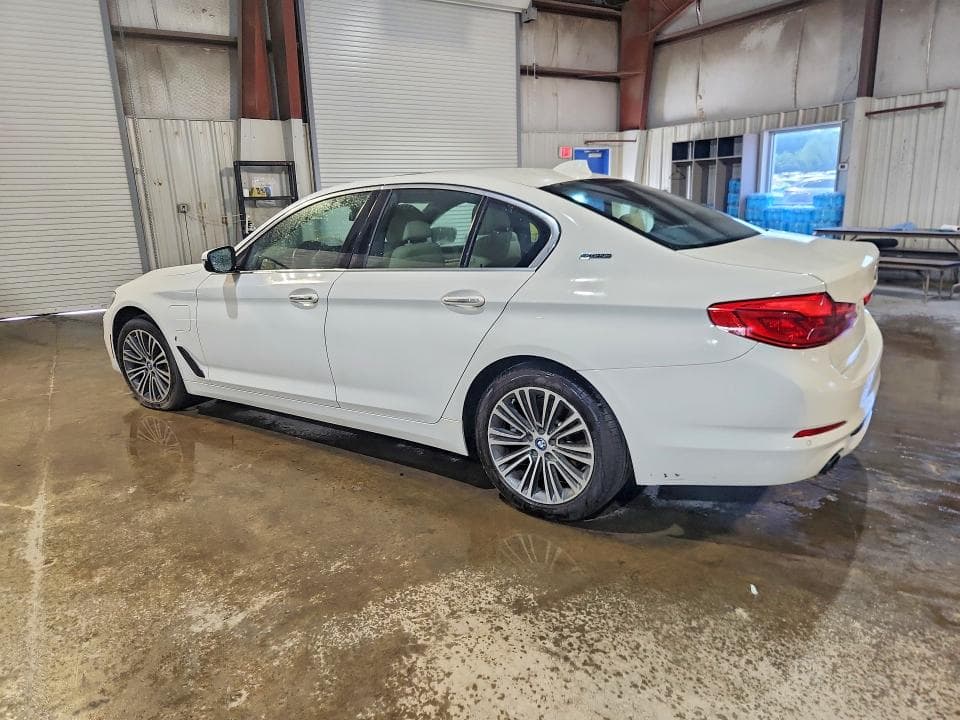2018 BMW 530XE 2