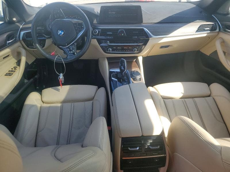 2018 BMW 530XE 8