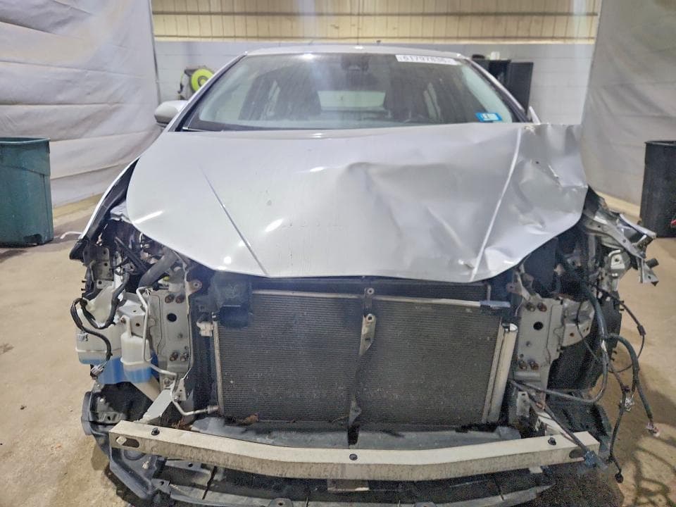 2017 TOYOTA PRIUS TWO 5