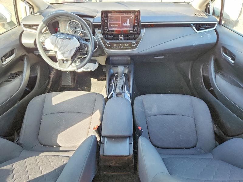 2021 TOYOTA COROLLA LE 8
