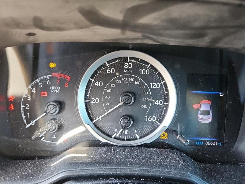2021 TOYOTA COROLLA LE 9