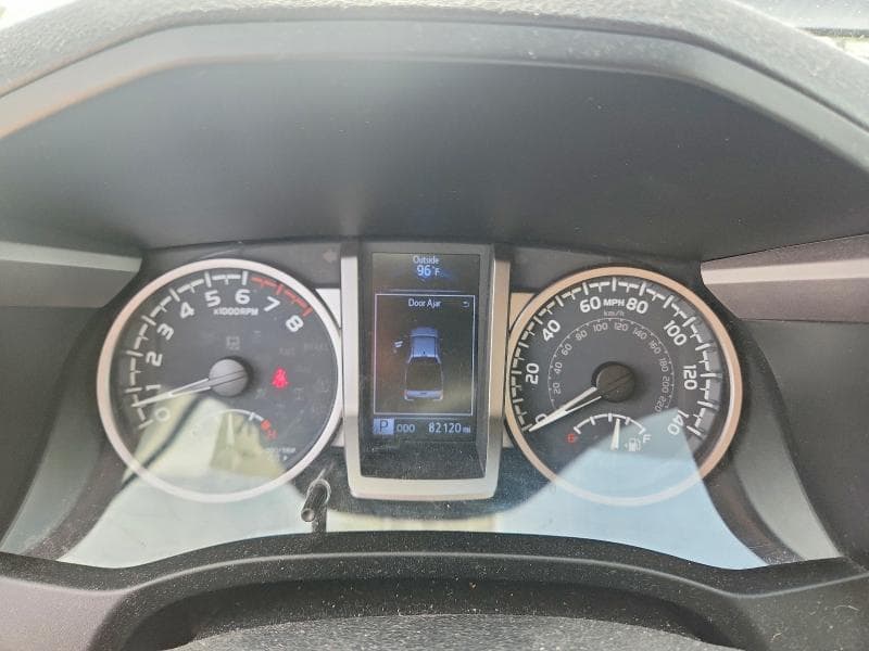 2020 TOYOTA TACOMA SR5 V6 9