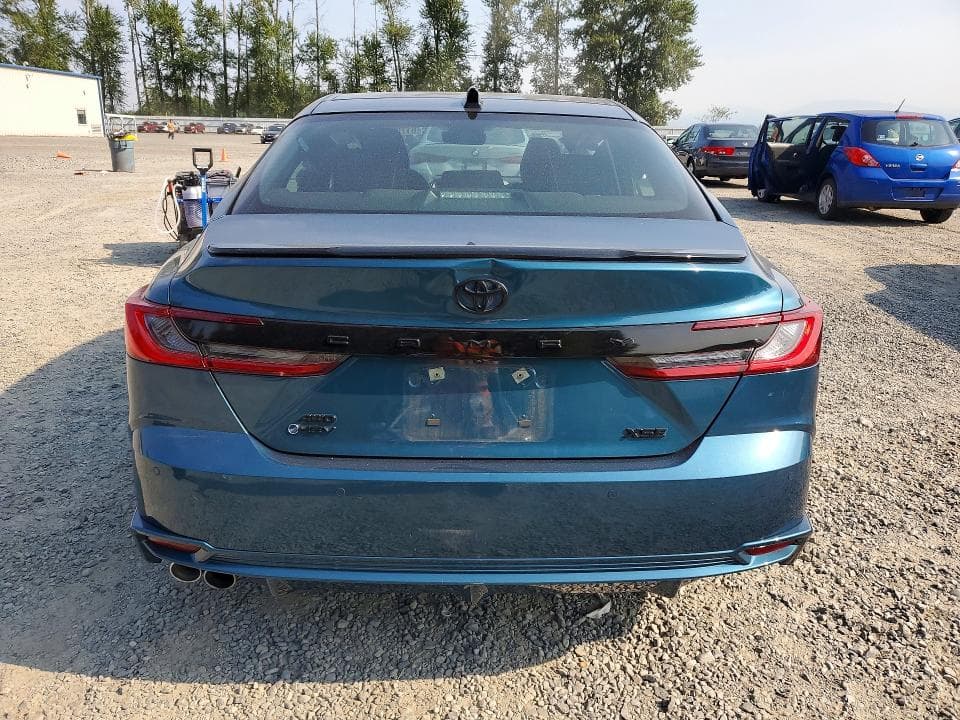 2025 TOYOTA CAMRY XSE 6