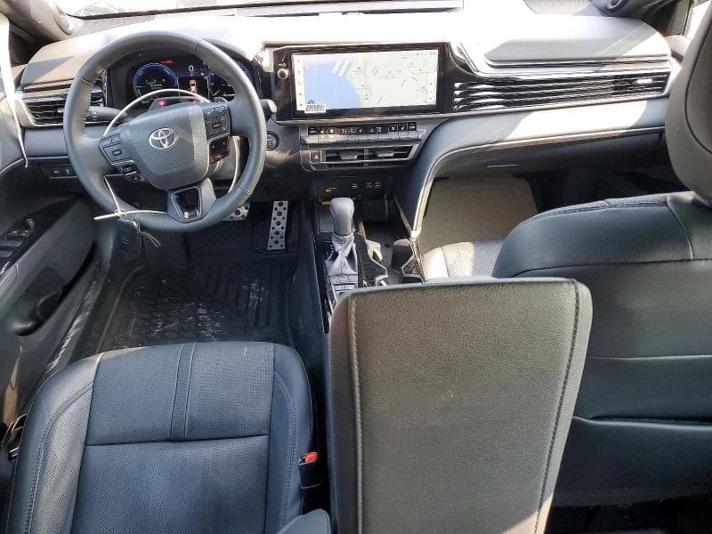2025 TOYOTA CAMRY XSE 8