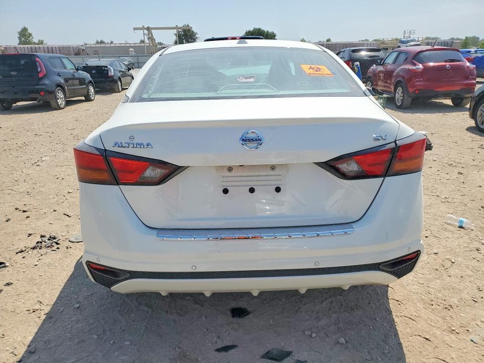 2022 NISSAN ALTIMA SV 6