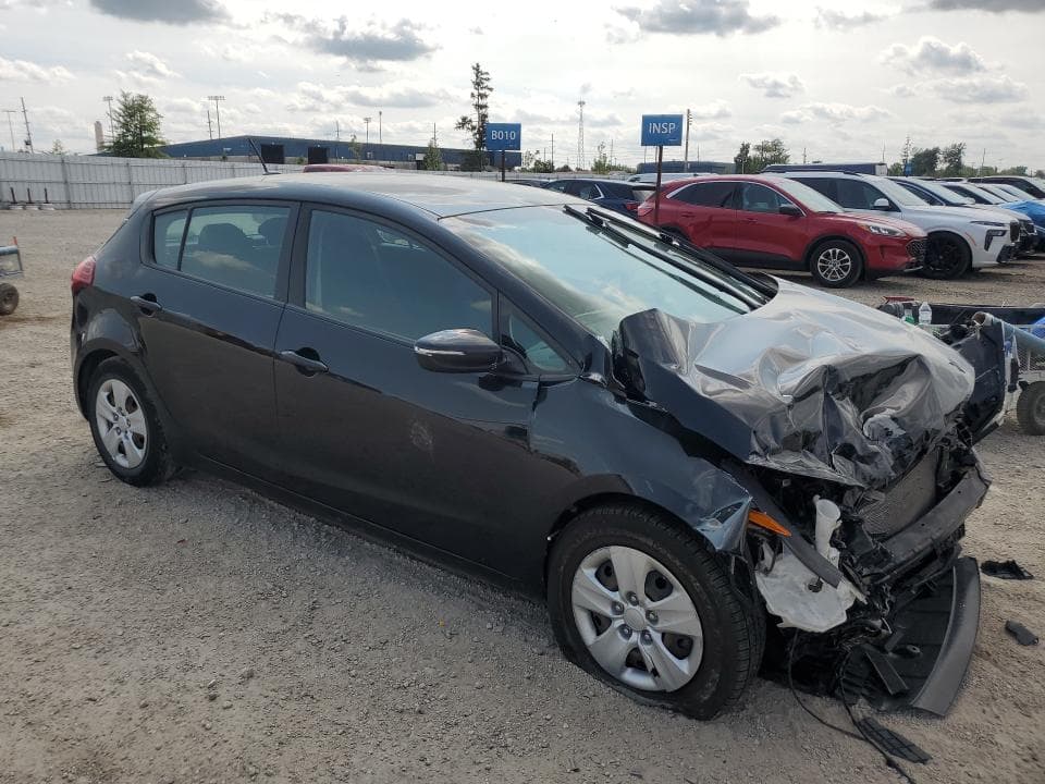 2017 KIA FORTE5 LX 4