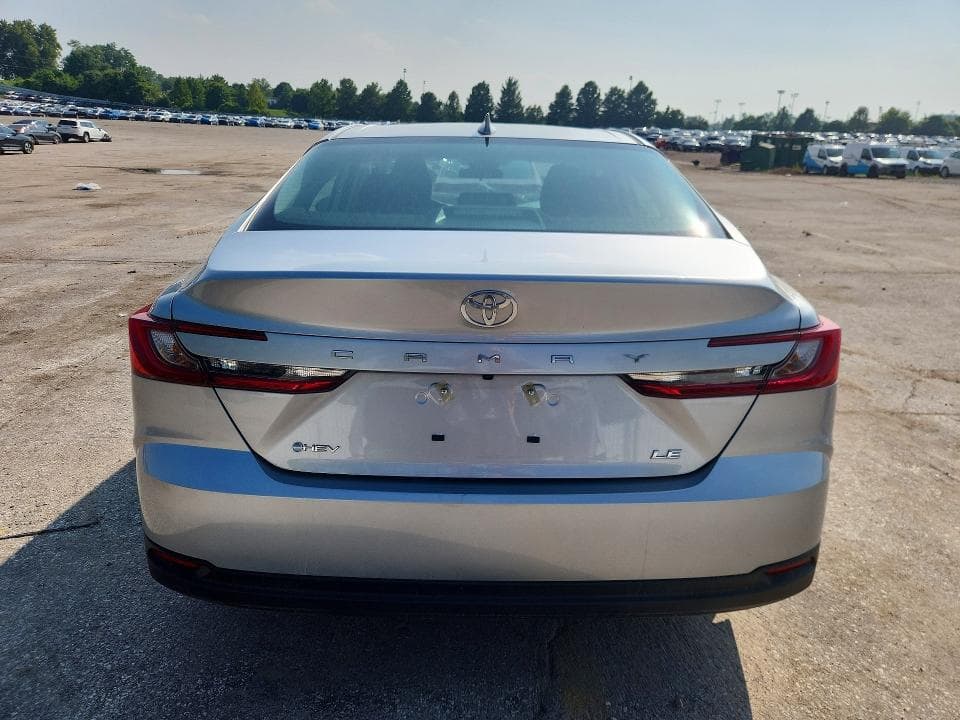 2026 TOYOTA CAMRY LE LE 6