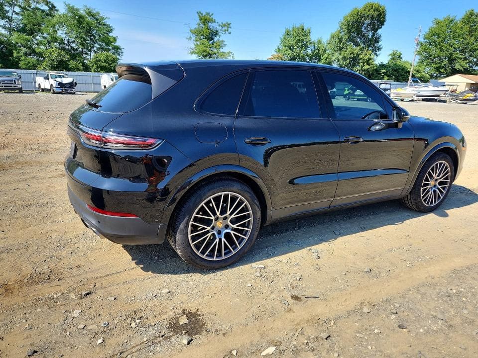 2019 PORSCHE CAYENNE S S 3