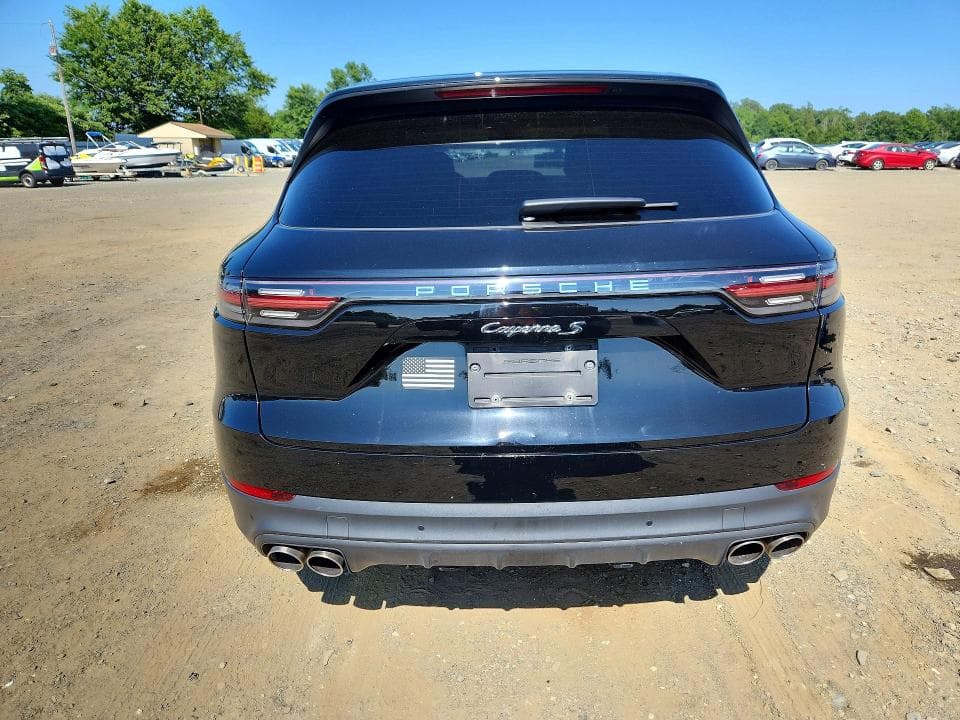 2019 PORSCHE CAYENNE S S 6