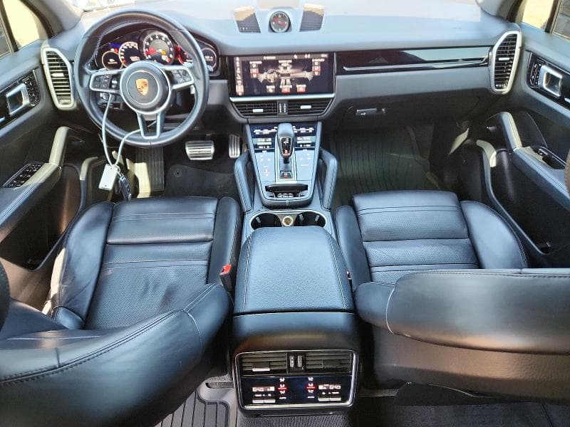 2019 PORSCHE CAYENNE S S 8