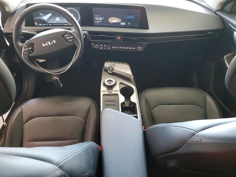 2024 KIA EV6 WIND 8