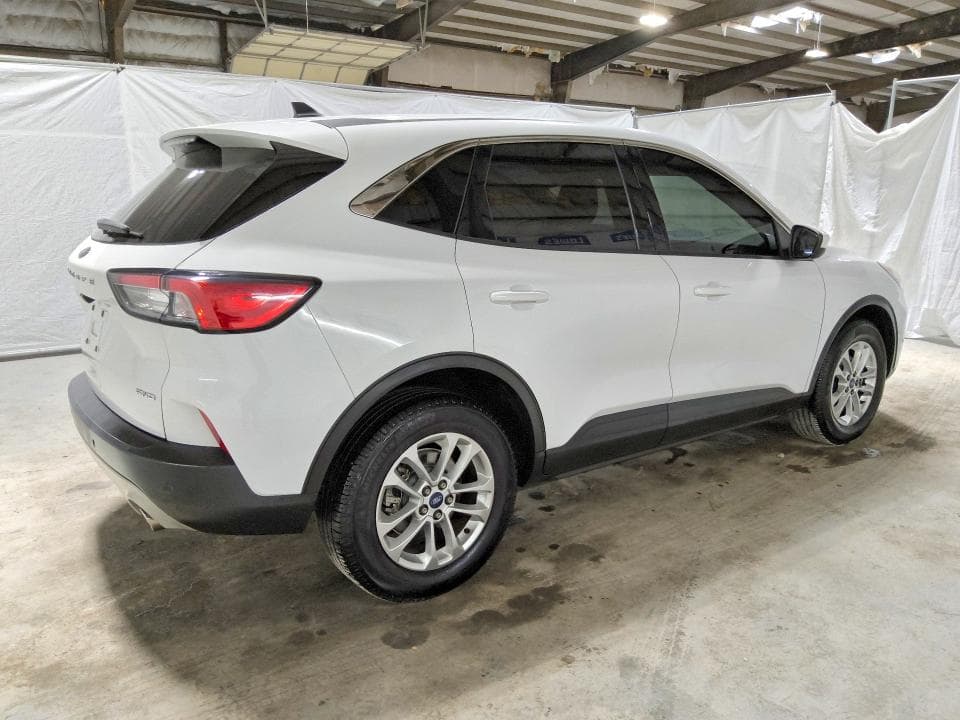 2021 FORD ESCAPE SE 3